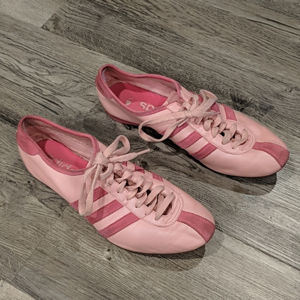 Adidas Okapi track shoes